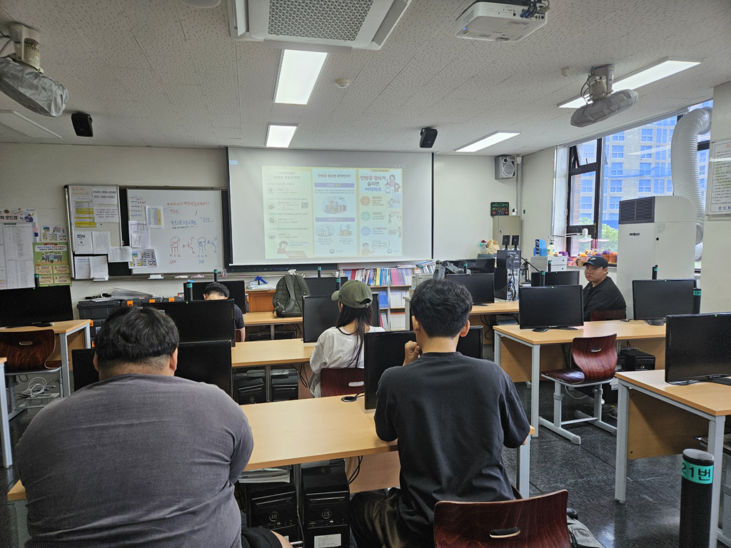 3학년 4반 민방위 교육02.jpg
